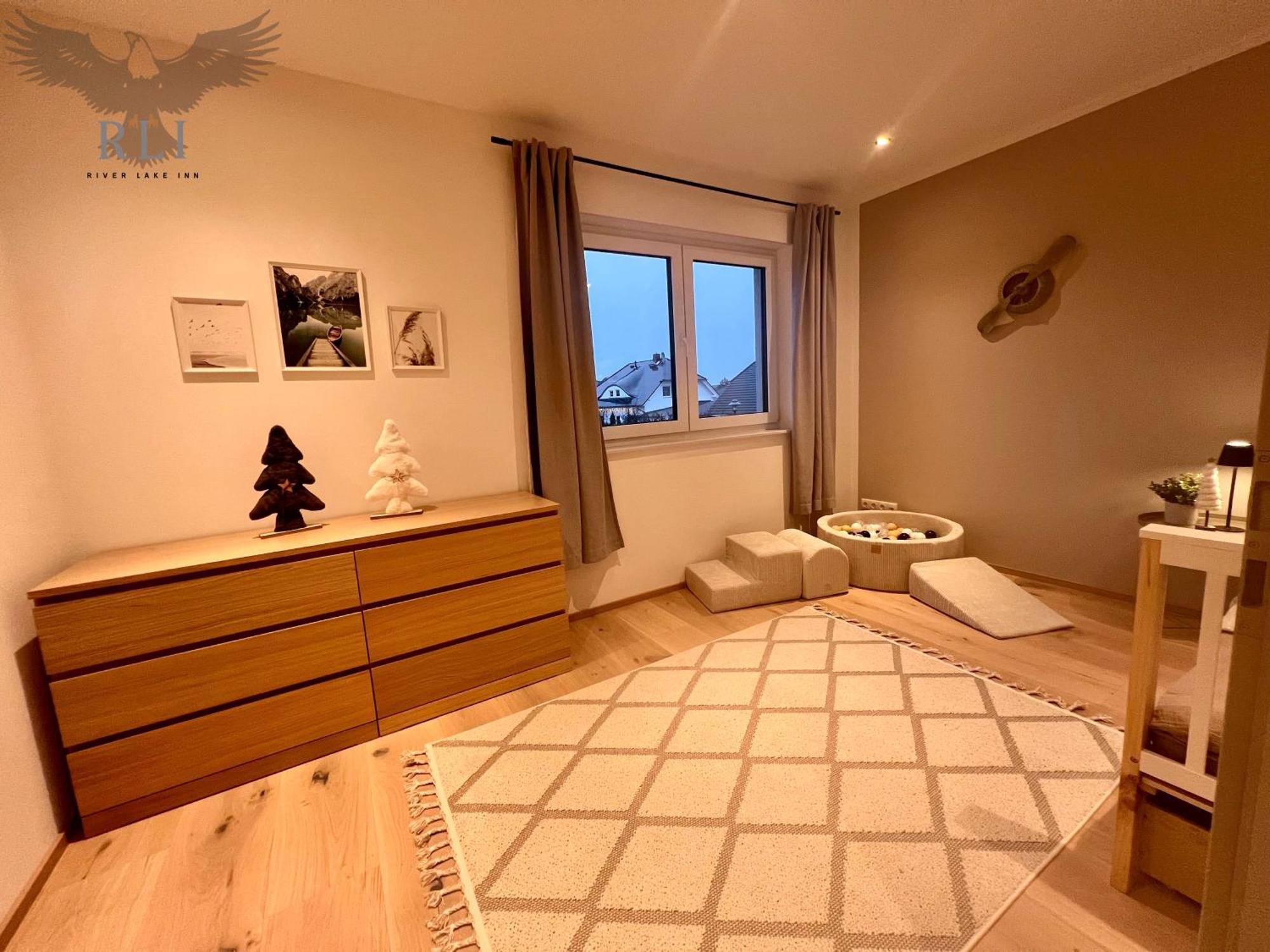 River Lake Inn - Muldestausee Pouch Екстериор снимка